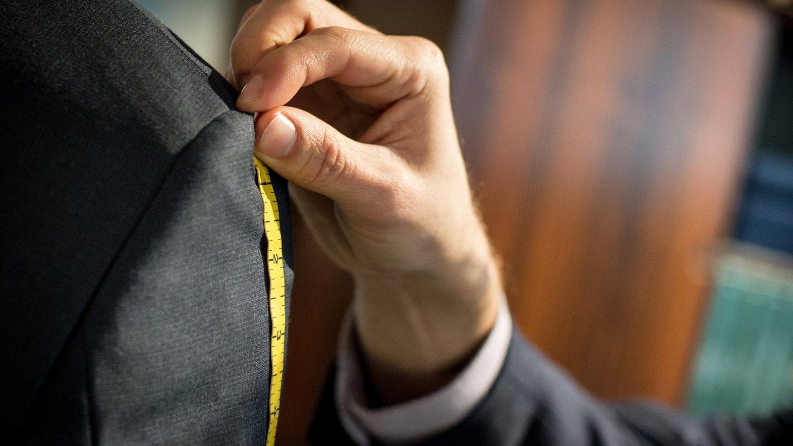 How to Measure Bust Size Men's