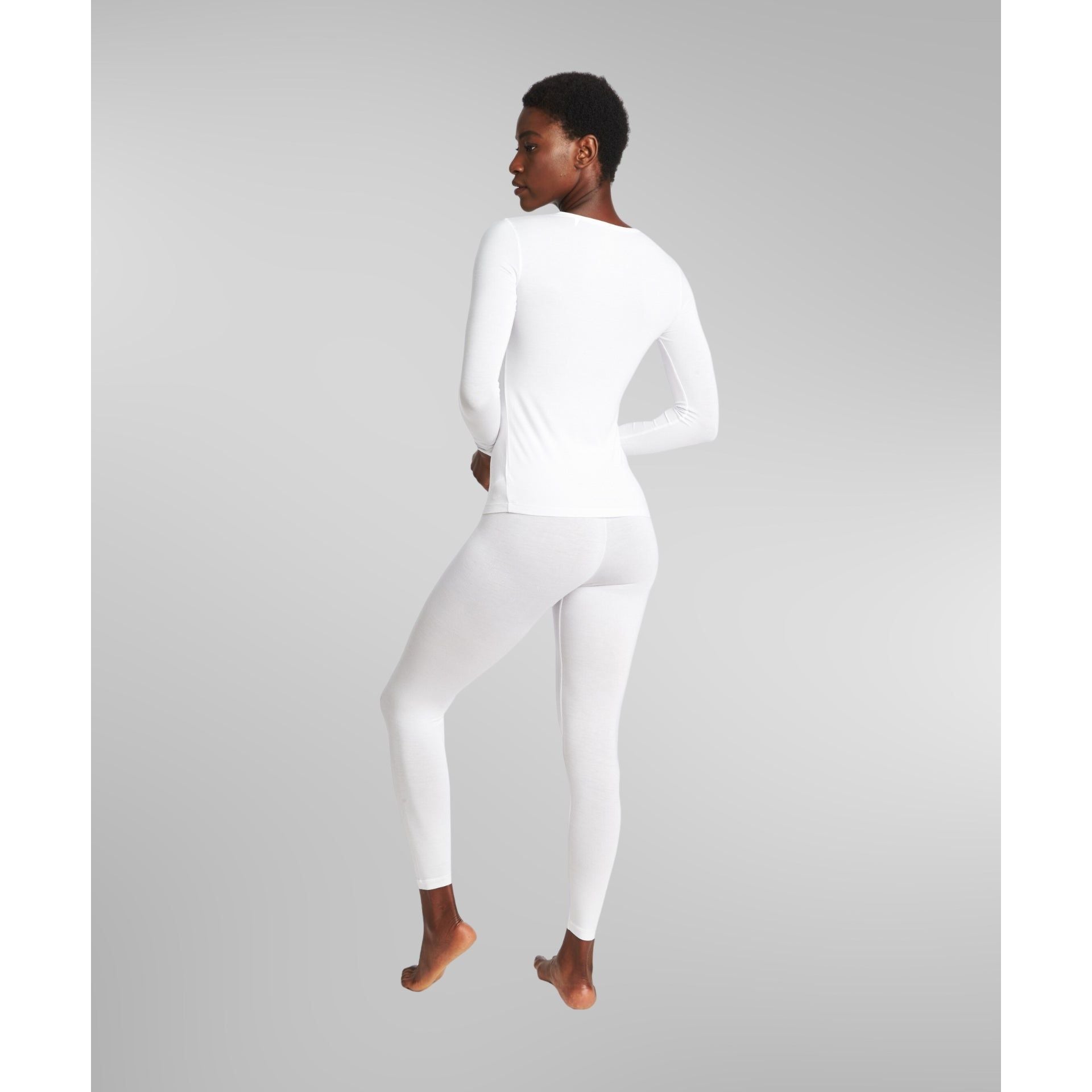 Women’s soft performance leggings with tummy support waistband