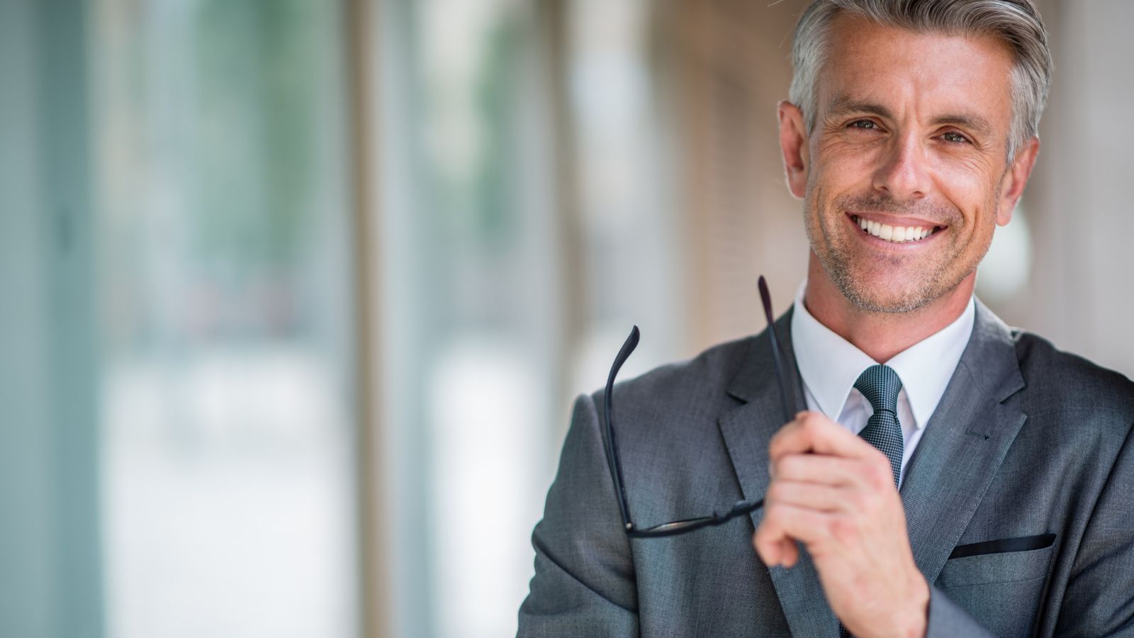 5 Powerful Tips For Men to Instantly Boost Your Confidence